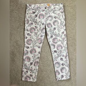 Anthropologie Pilcro Pretty in Pink Cropped Jeans Paisley Mid Rise Embroidered
